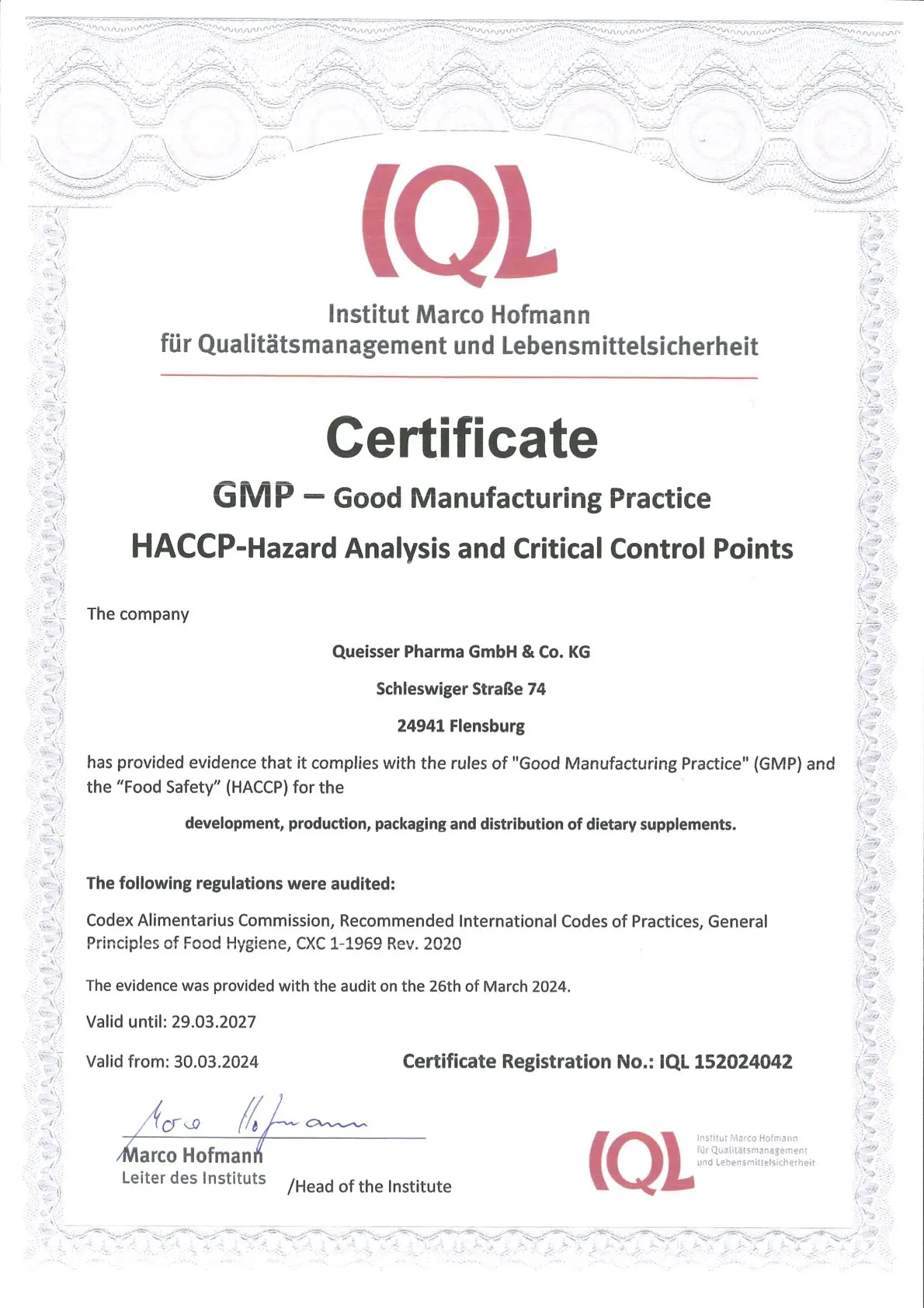 Сертификат подтверждает соблюдение компанией Queisser Pharma GmbH & Co. KG стандартов надлежащей производственной практики (GMP) и анализа опасностей (HACCP) для разработки, производства, упаковки и распространения пищевых добавок. Сертификат действителен до 29.03.2027.